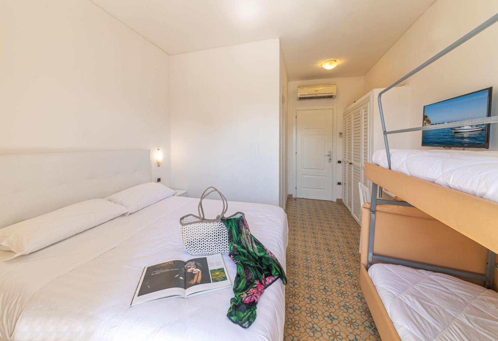 Le Canne Family Resort & Spa Forio di Ischia Pokoj fotografie